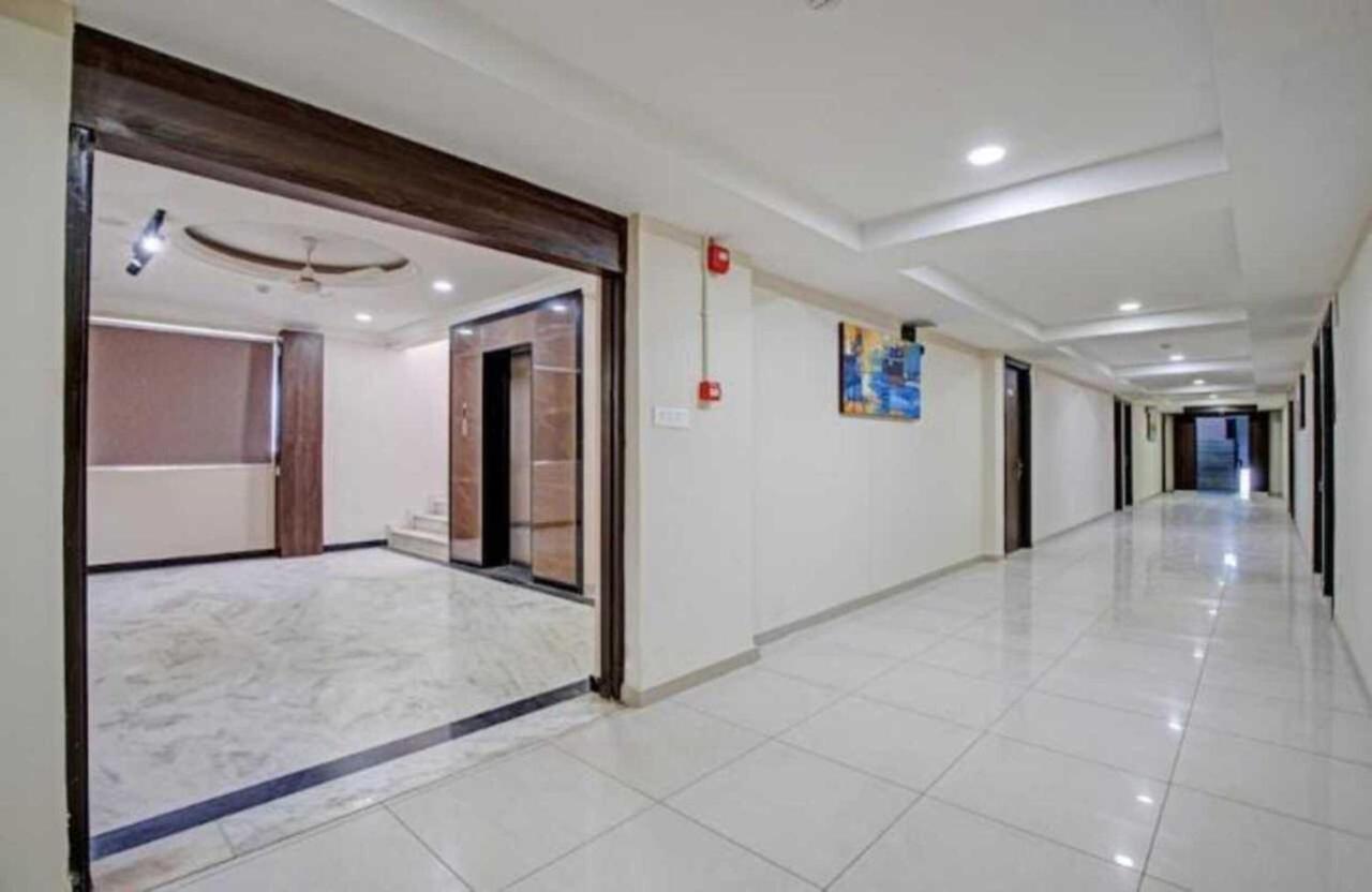 Alba Premier, 3*