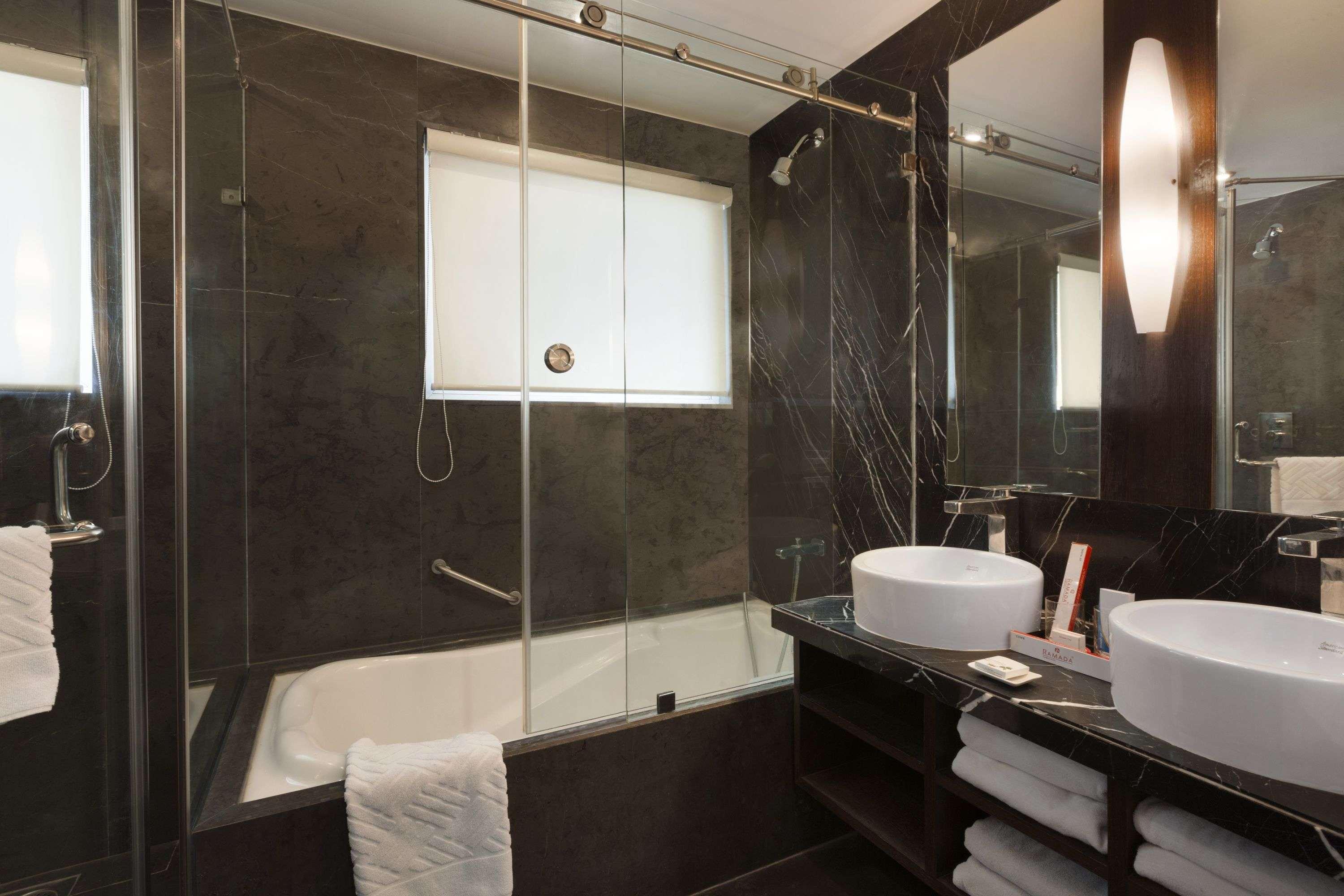 Hotel Ramada Ahmedabad