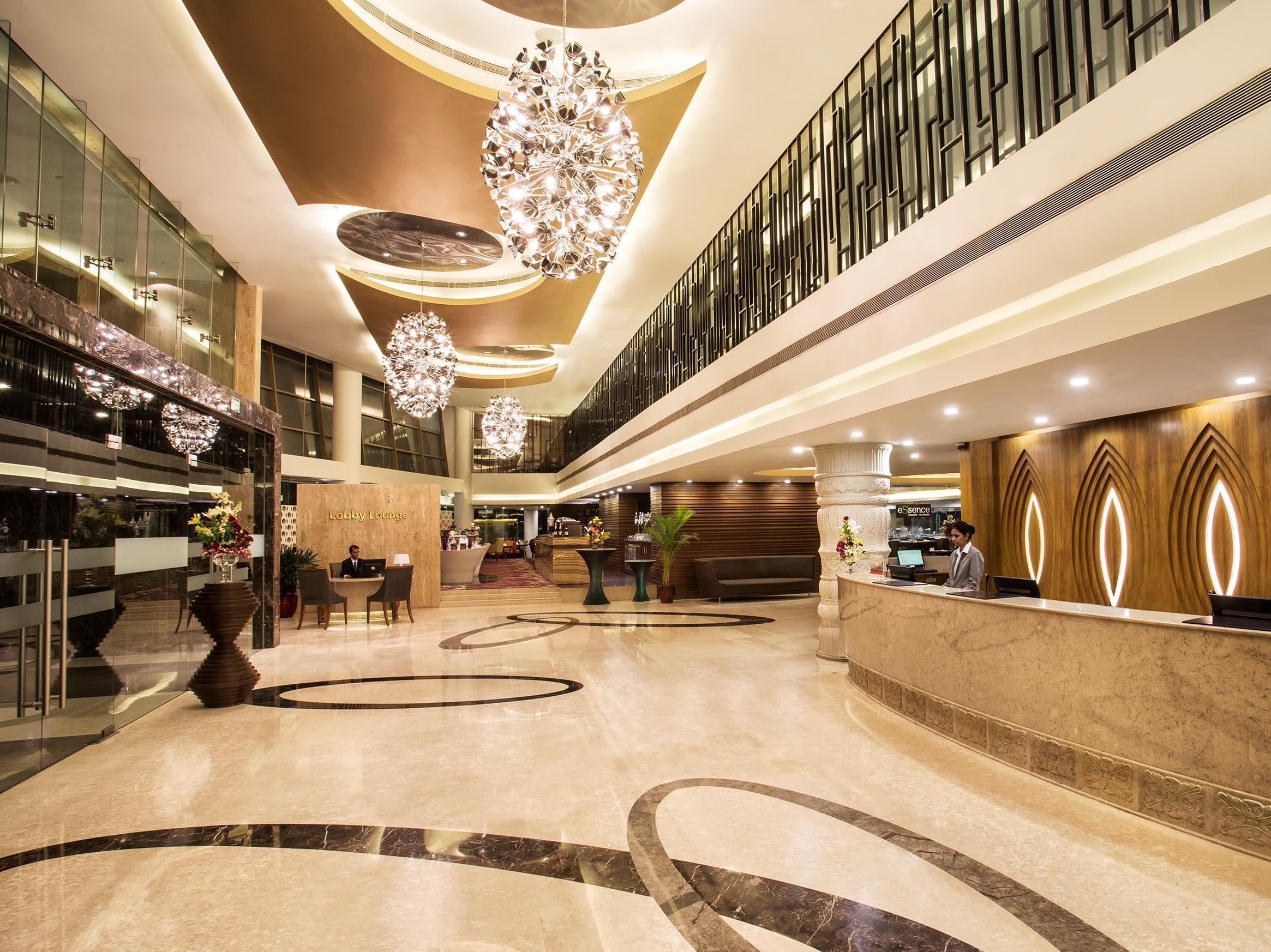 Crowne Plaza Centre By Ihg Hotel