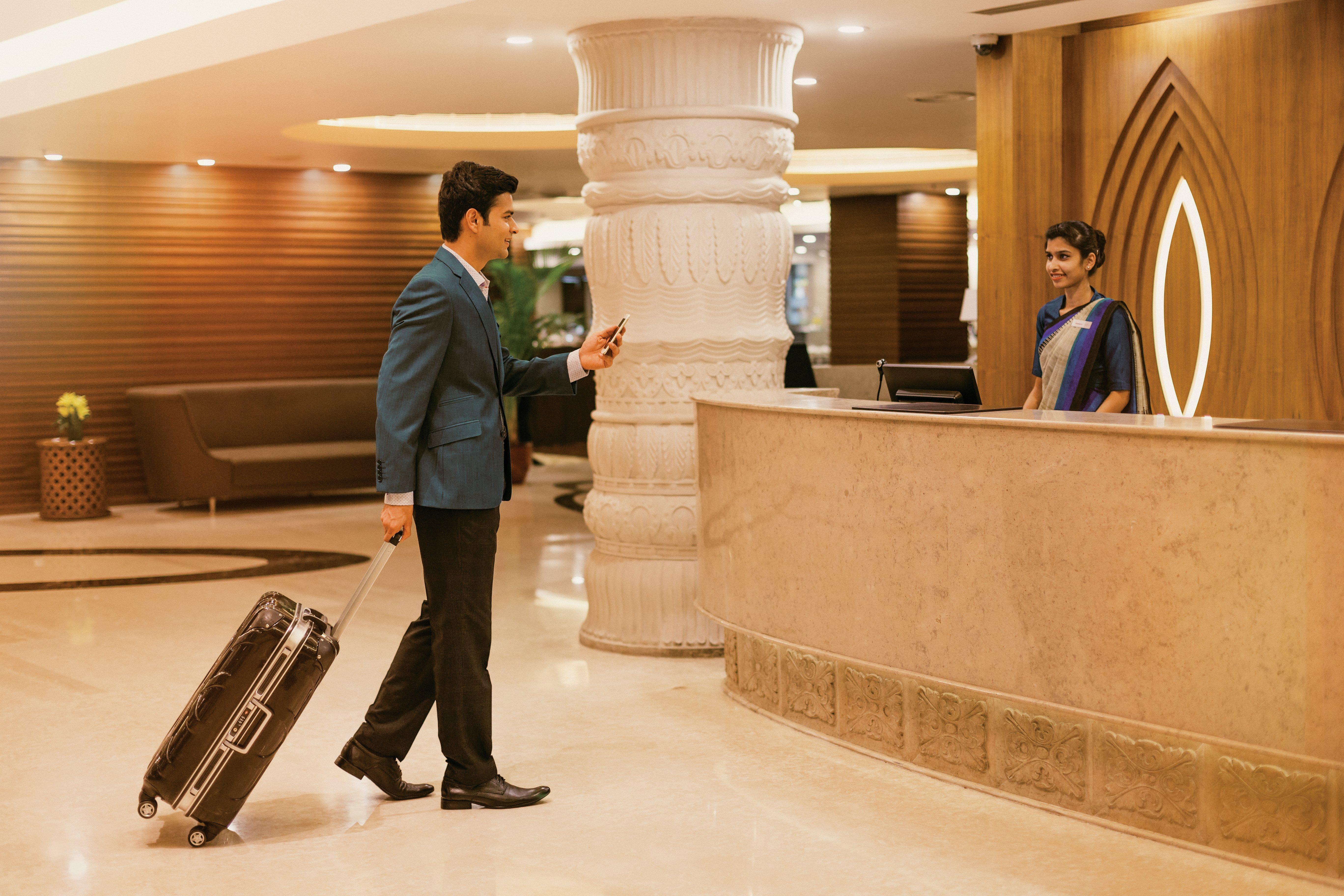 Crowne Plaza Centre By Ihg Hotel