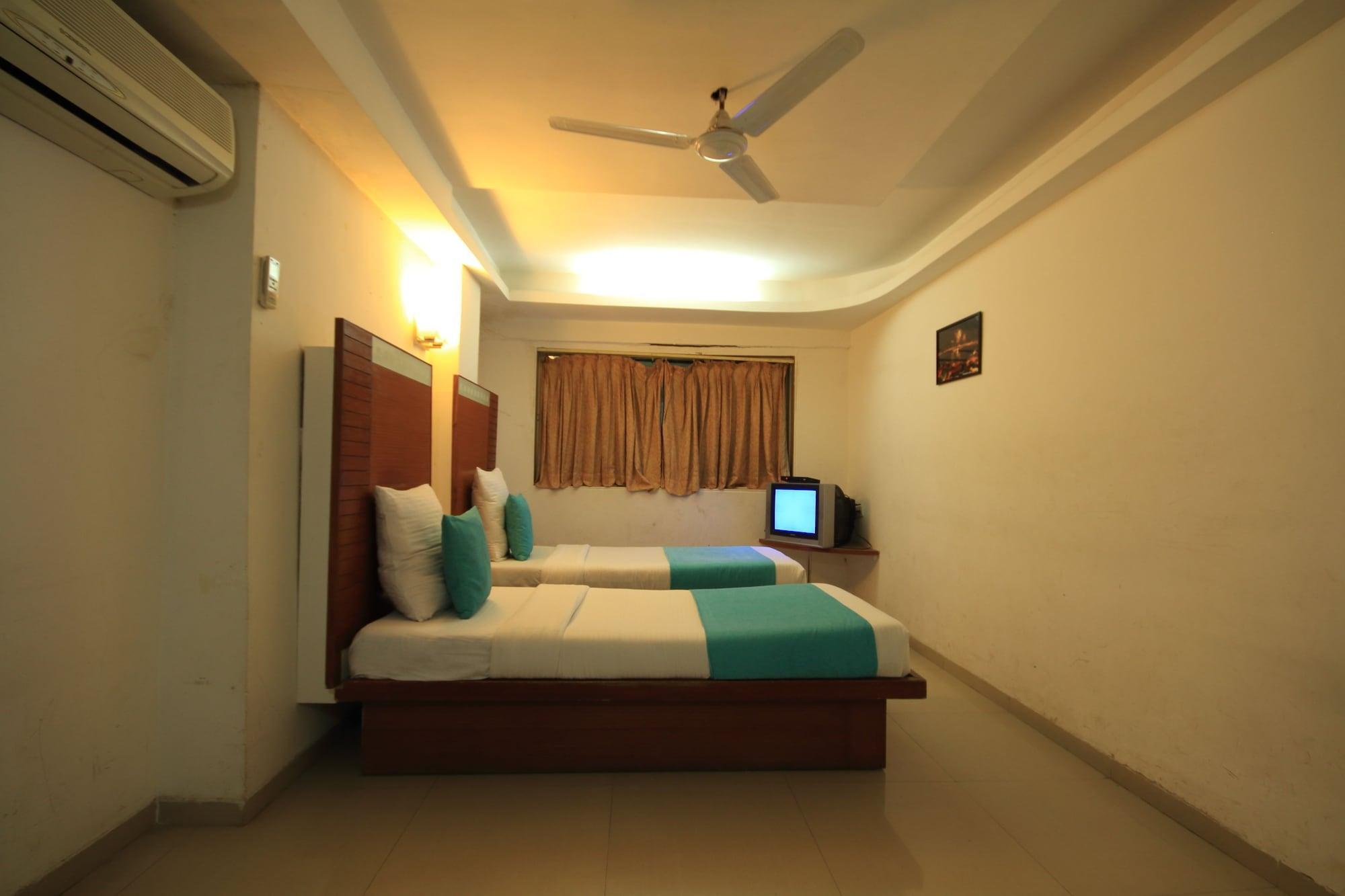 Fabhotel Kadamb Hotel