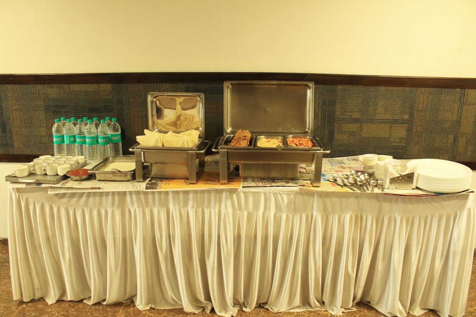 Fabhotel Kadamb