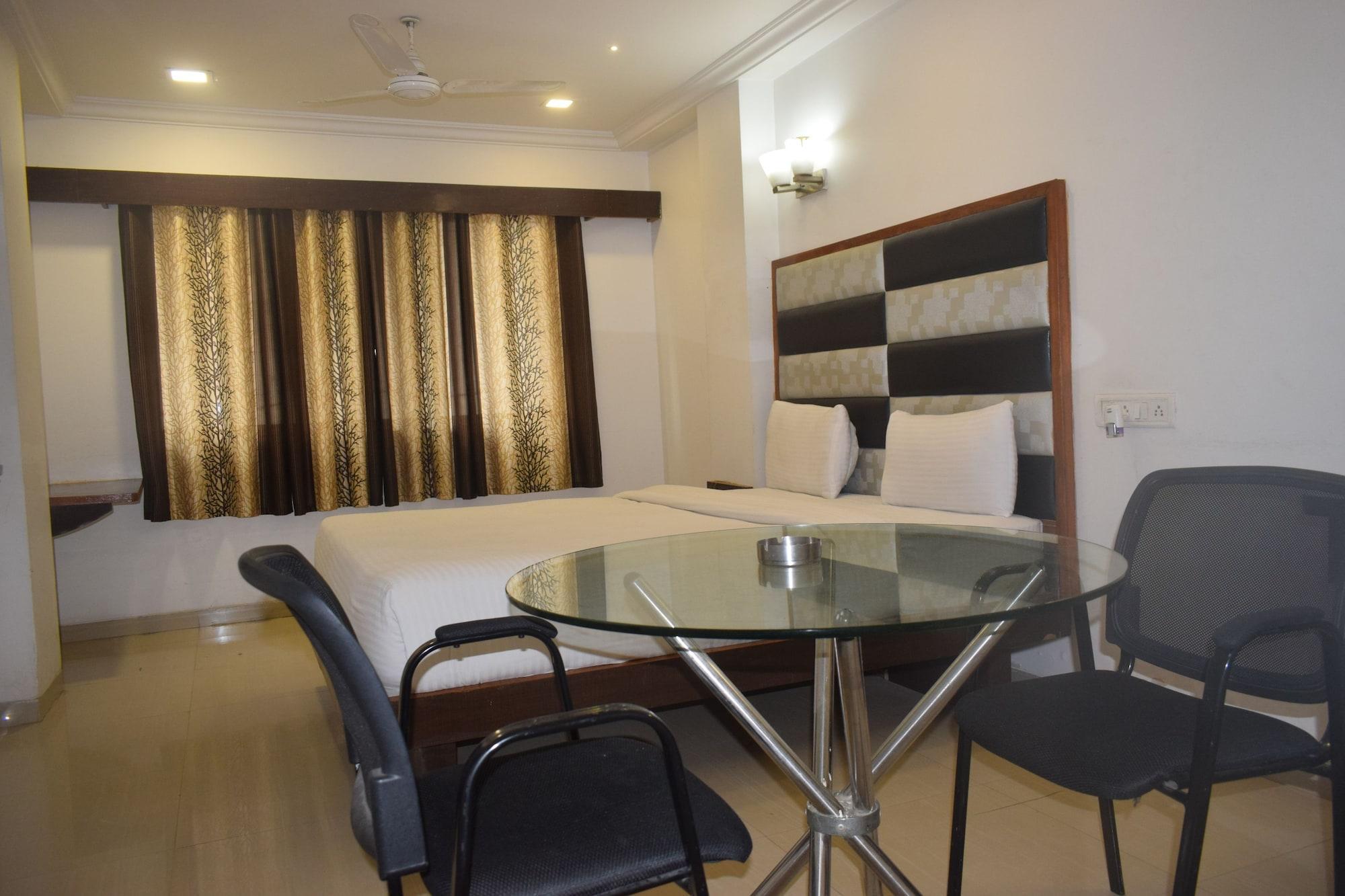 Fabhotel Kadamb Hotel Ahmedabad