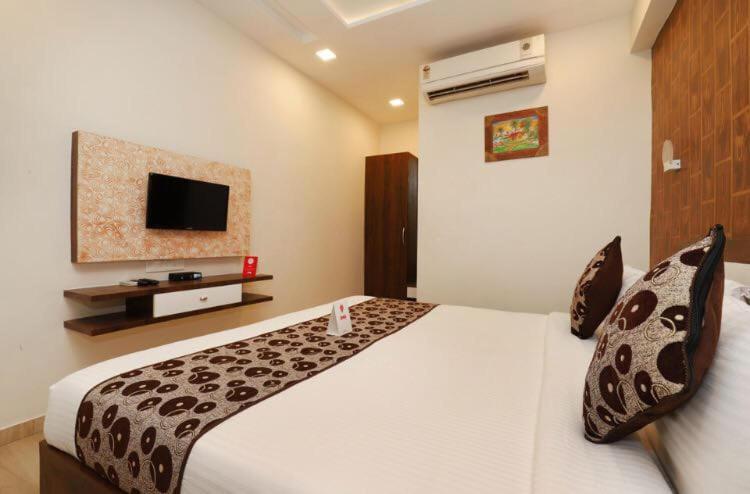 Tulip Plaza Hotel