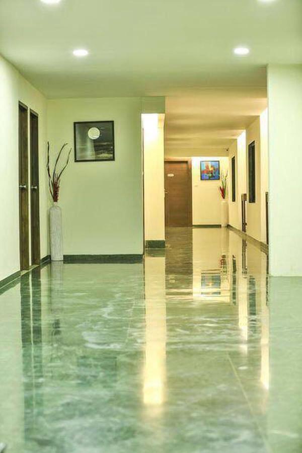Hotel Fabhotel Flora Vastral Ahmedabad