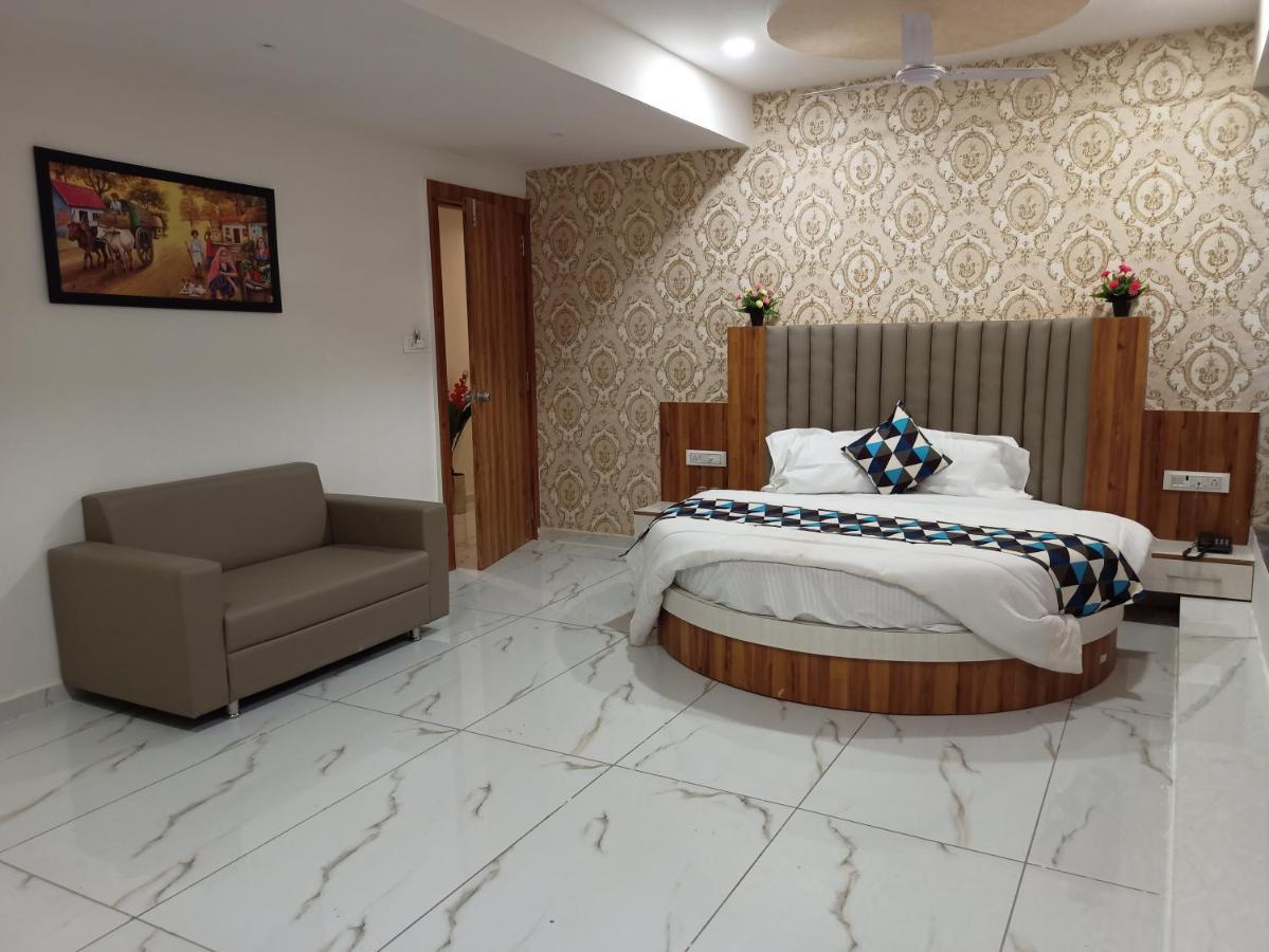 Rising Hotel 3*