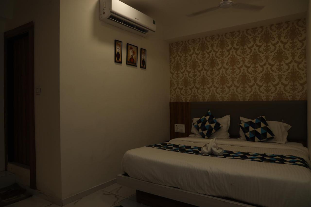 Hotel Rising 3*
