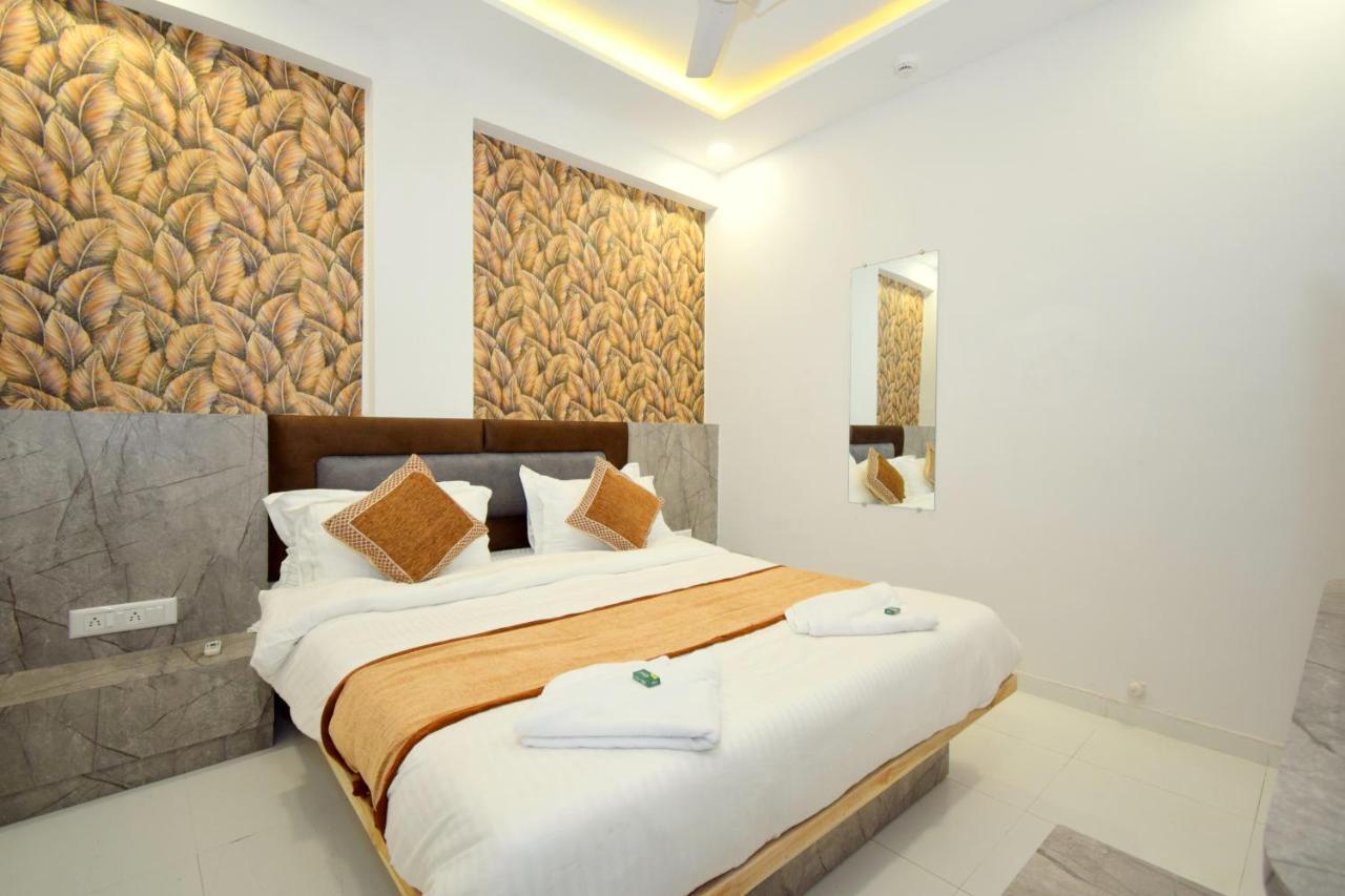 A1 Vastrapur Hotel Ahmedabad