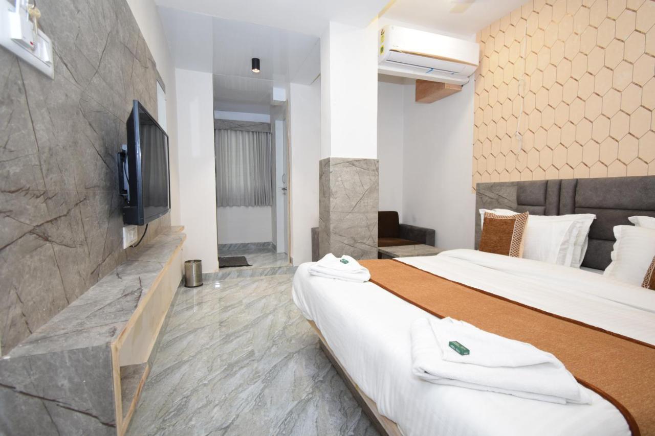 Hotel A1 Vastrapur 3*