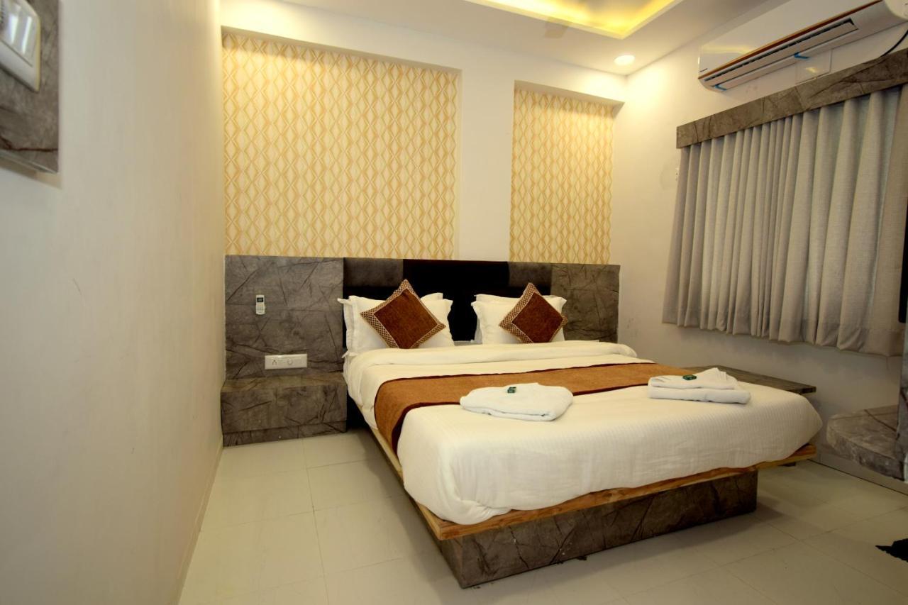 A1 Vastrapur Ahmedabad