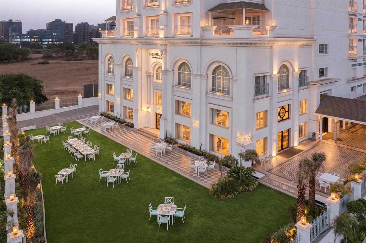 Hillock Hotel