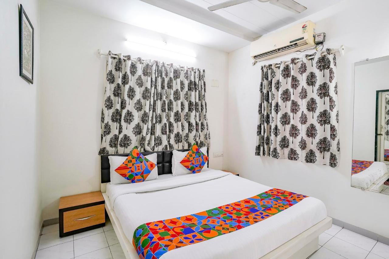 Hotel Fabexpress Jade Homestay Ahmedabad