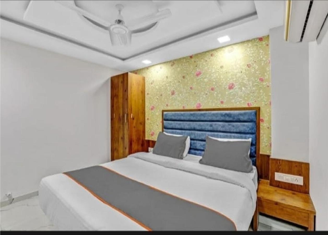 Lux Hotel 3*