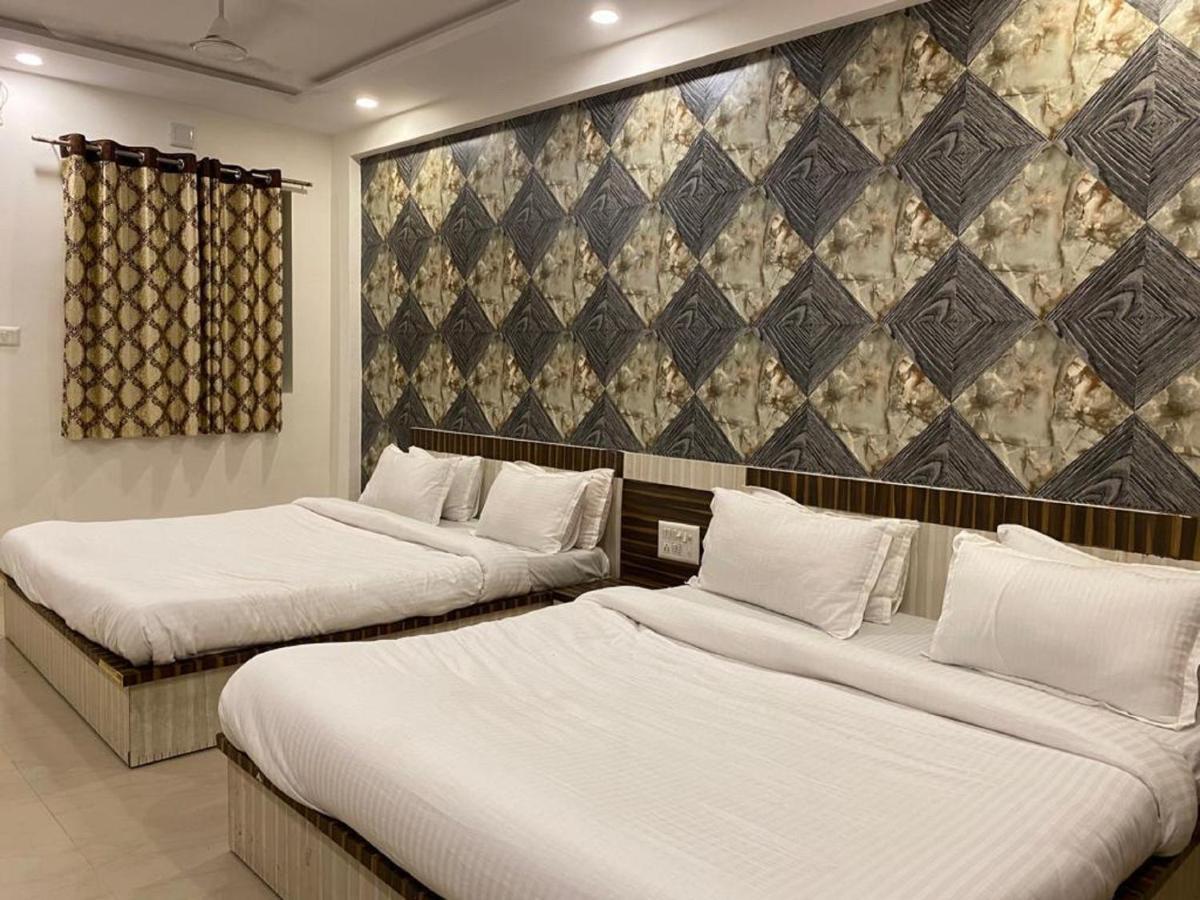 Hotel Motera 3*