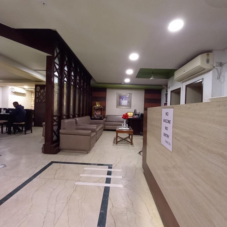 Airport Plaza 3* Ahmedabad