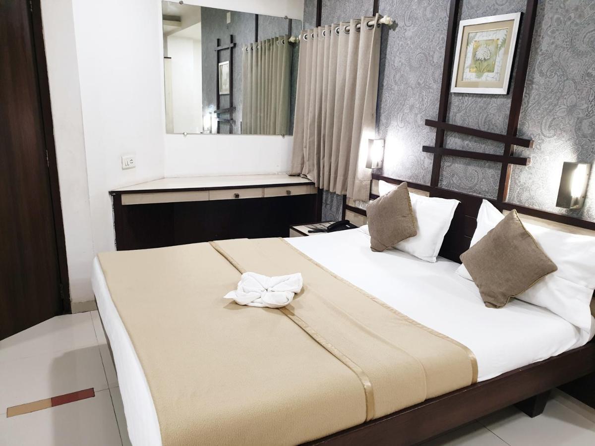 Airport Plaza Ahmedabad