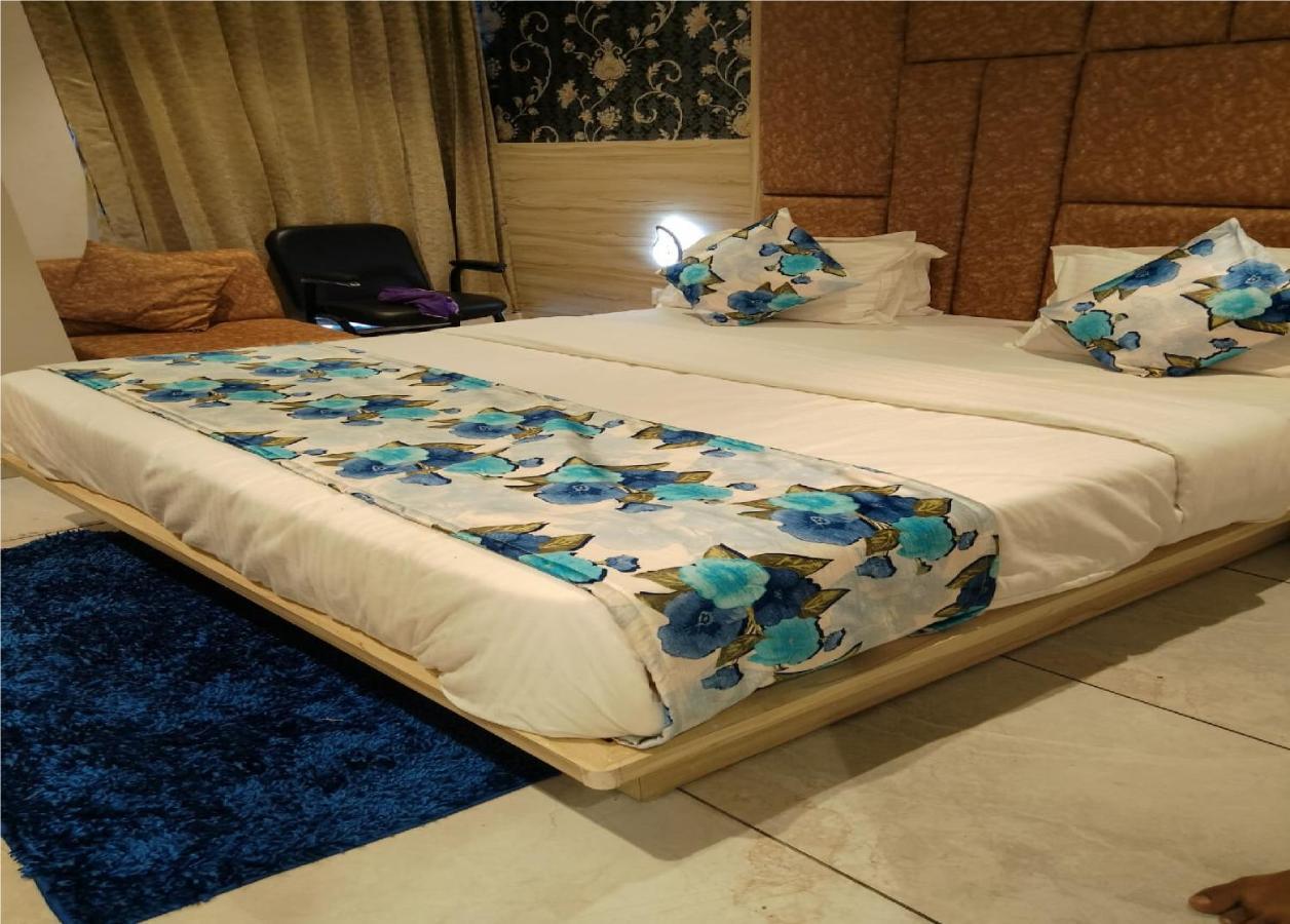 Lotus Hotel Ahmedabad