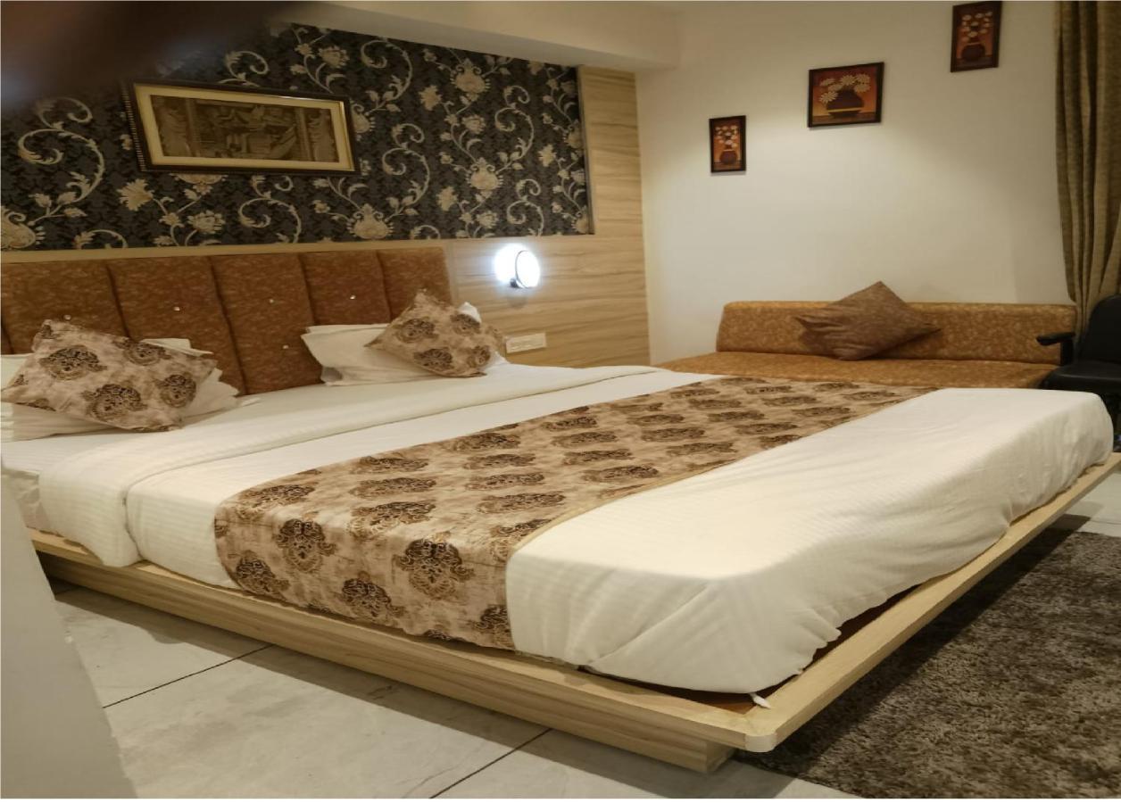 Hotel Lotus 3*
