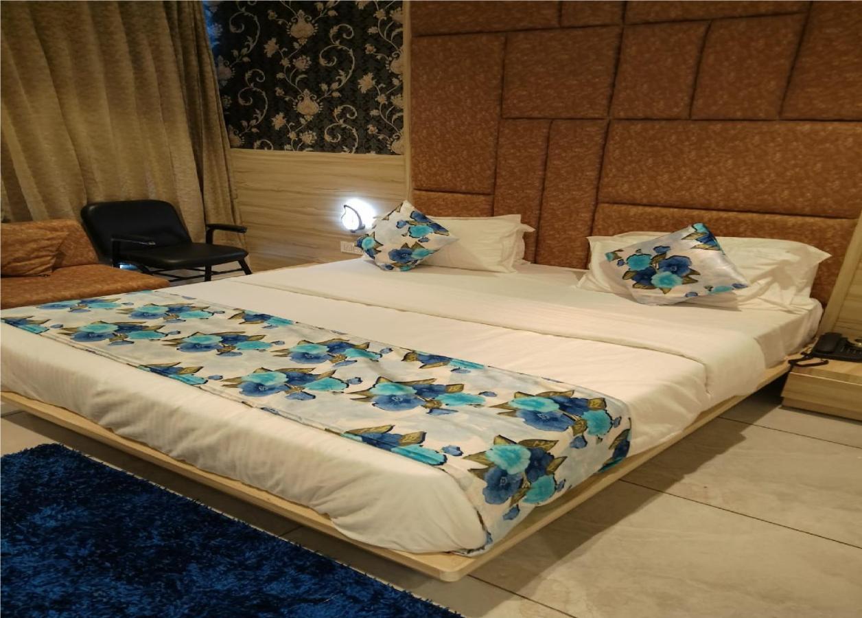 Hotel Lotus