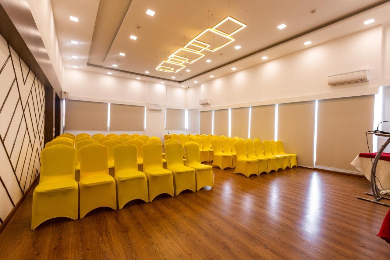 3 By Oyo Nami Residency, 4*
