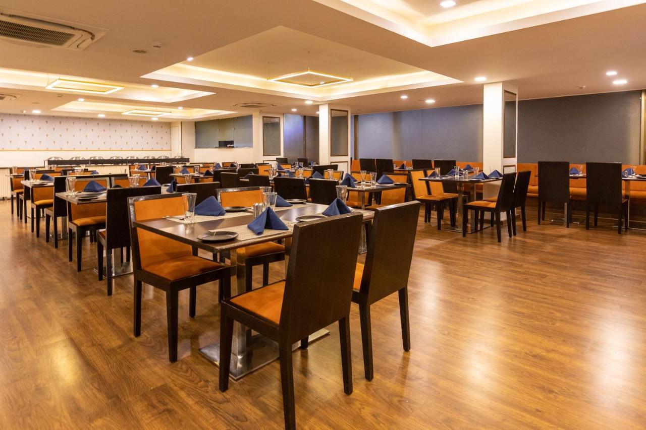 3 By Oyo Nami Residency, 4*