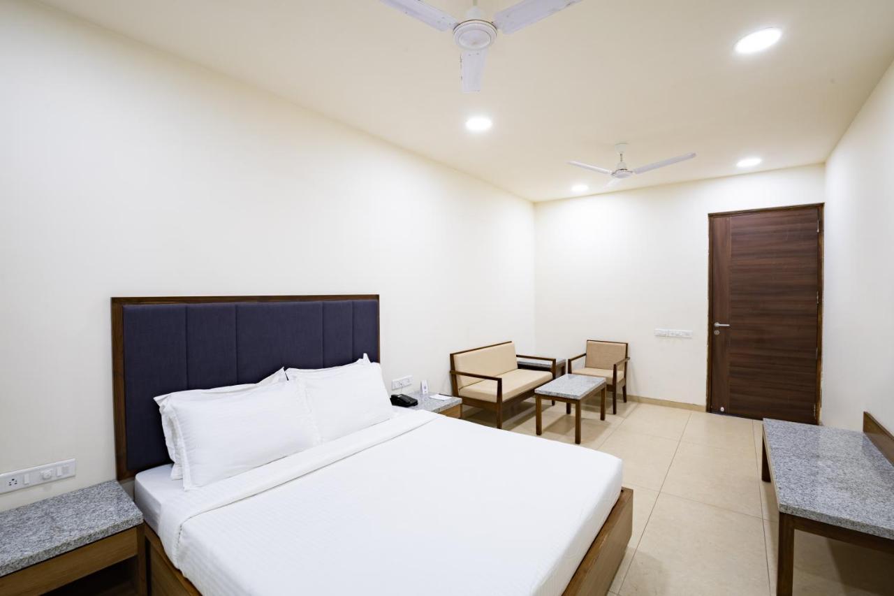 Hotel Agrasen Foundation Managed By Tgb Foods Pvt Ltd 3*