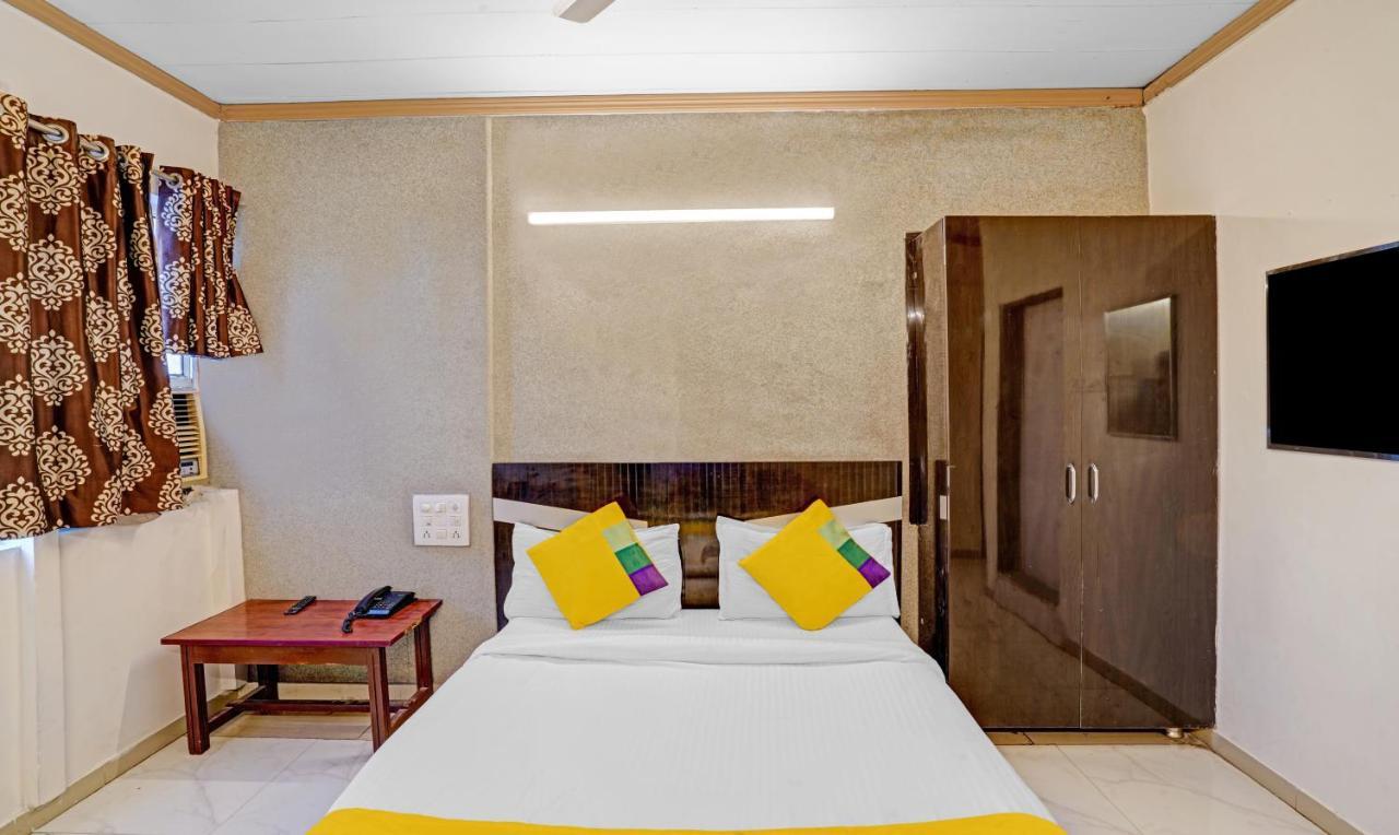 Itsy Aakash,100 Mts From Sardar Patel Stadium