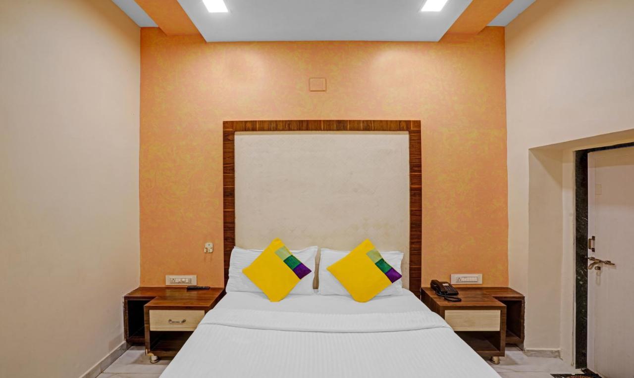 Itsy Aakash,100 Mts From Sardar Patel Stadium Hotel Ahmedabad