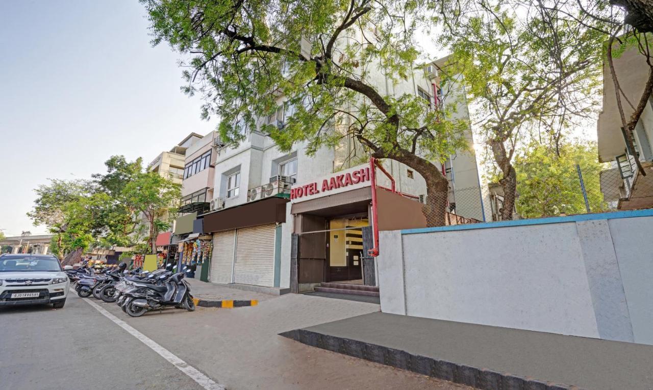 Itsy Aakash,100 Mts From Sardar Patel Stadium 3*