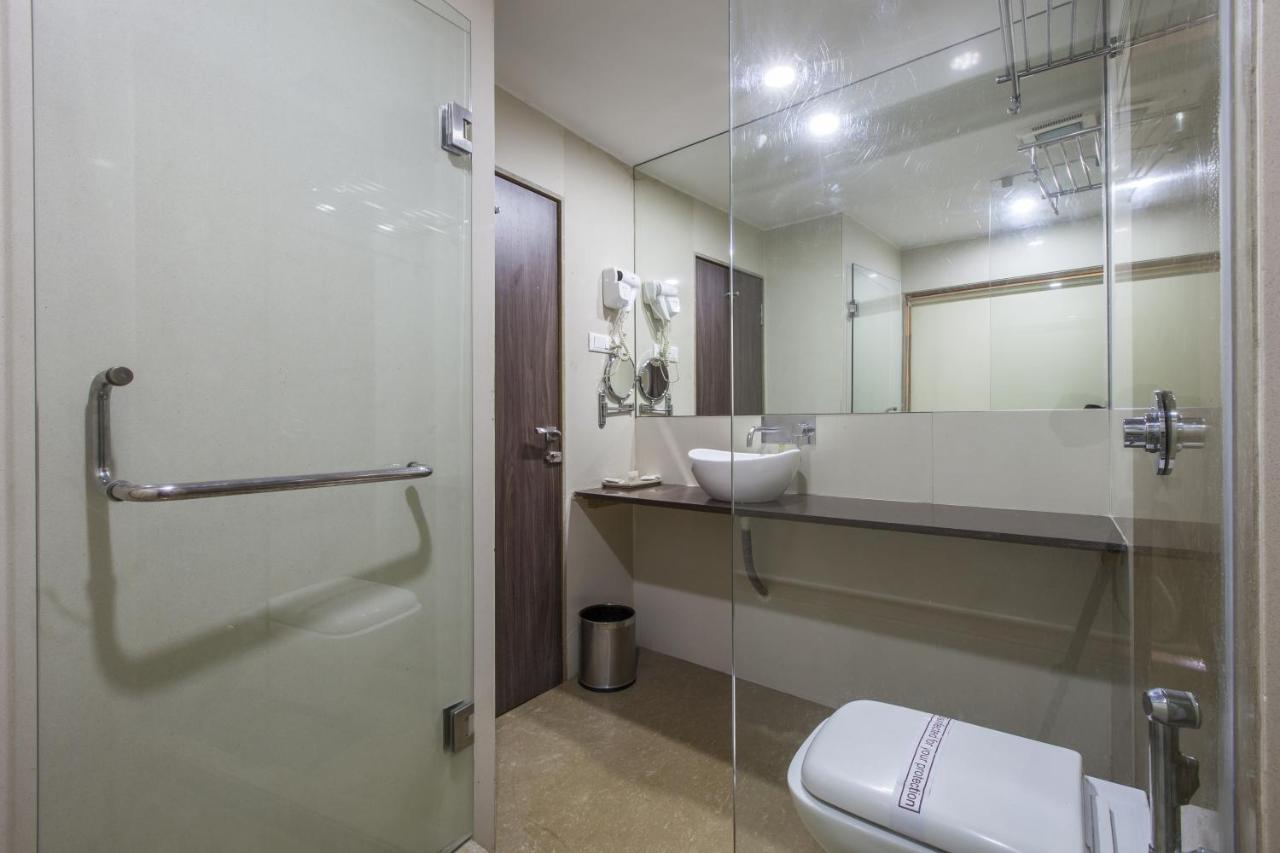 Host 3* Ahmedabad