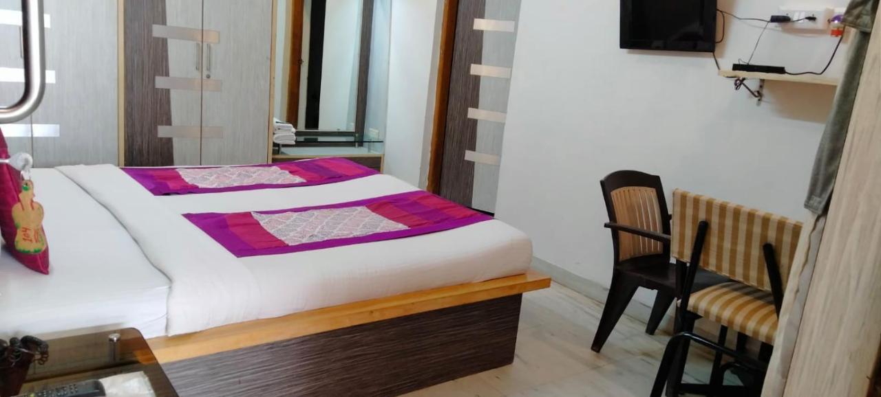 Homestayinn Hotel 2*
