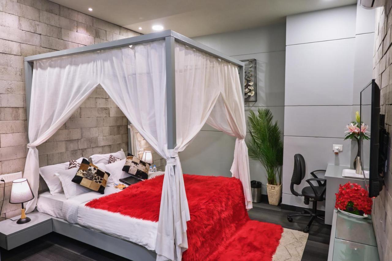Tribecca Select Hotel Ahmedabad