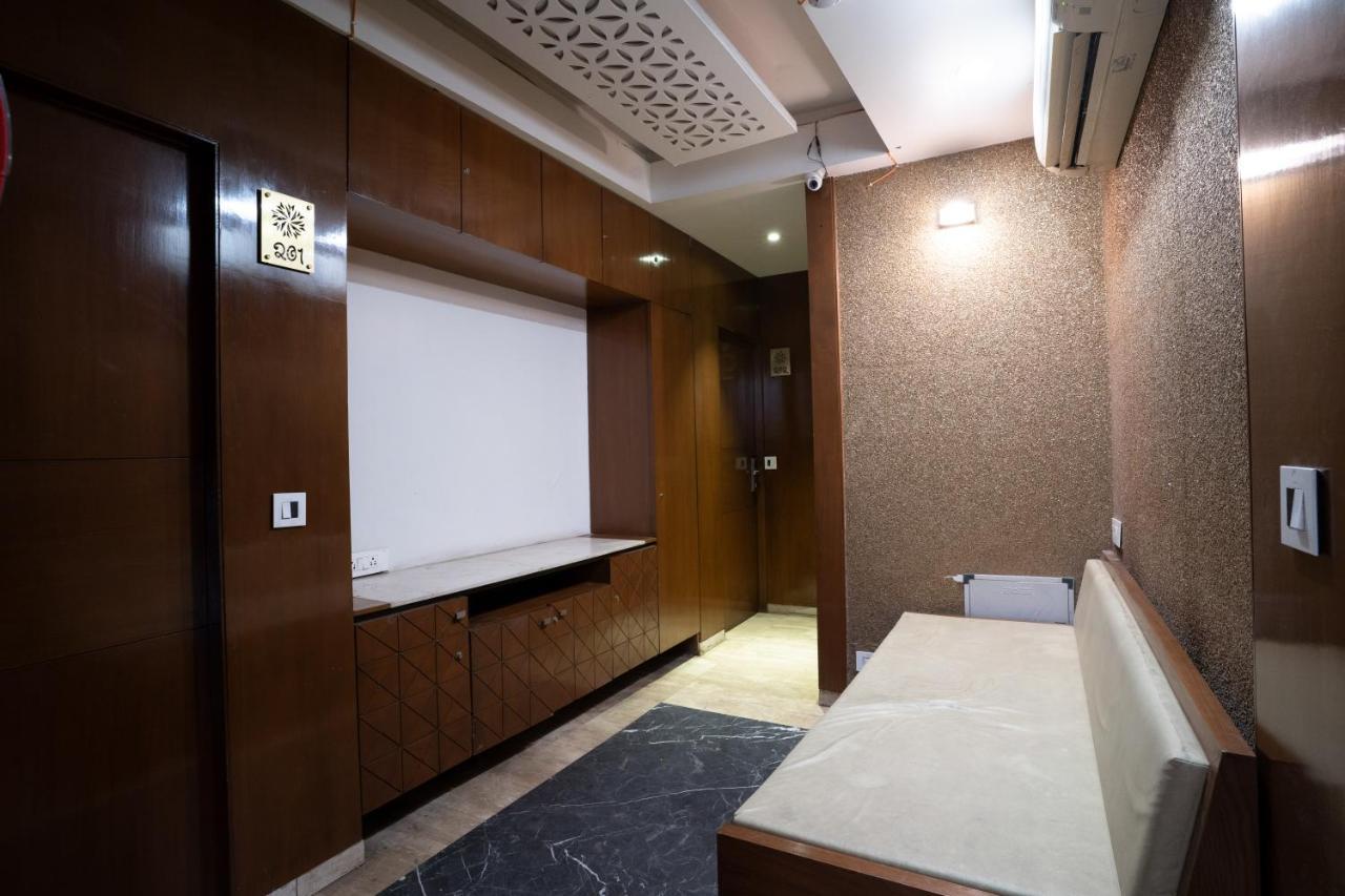 Kyra Airport Hotel 3*