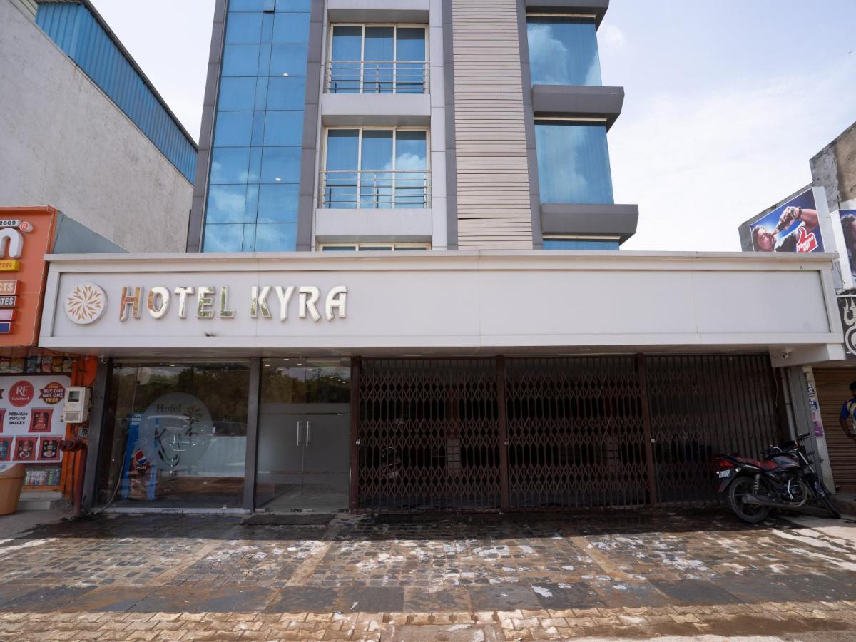 Kyra Airport 3* Ahmedabad