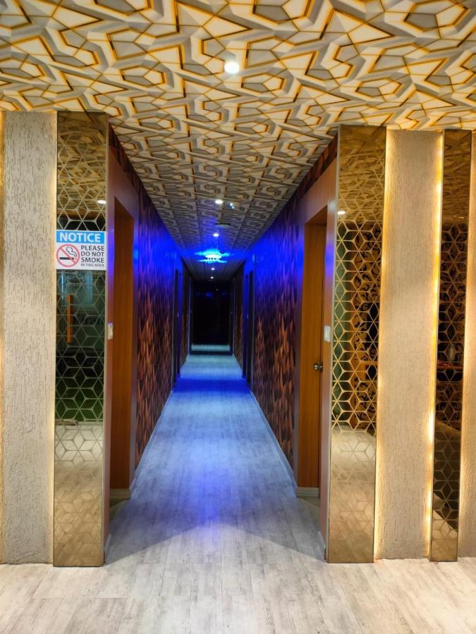 Hotel Kiran 3*
