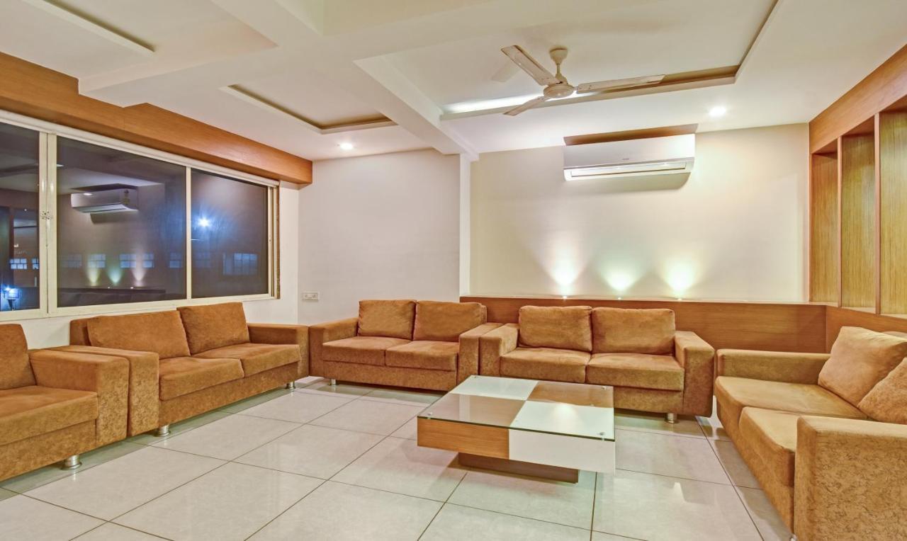 Luxura, 3*