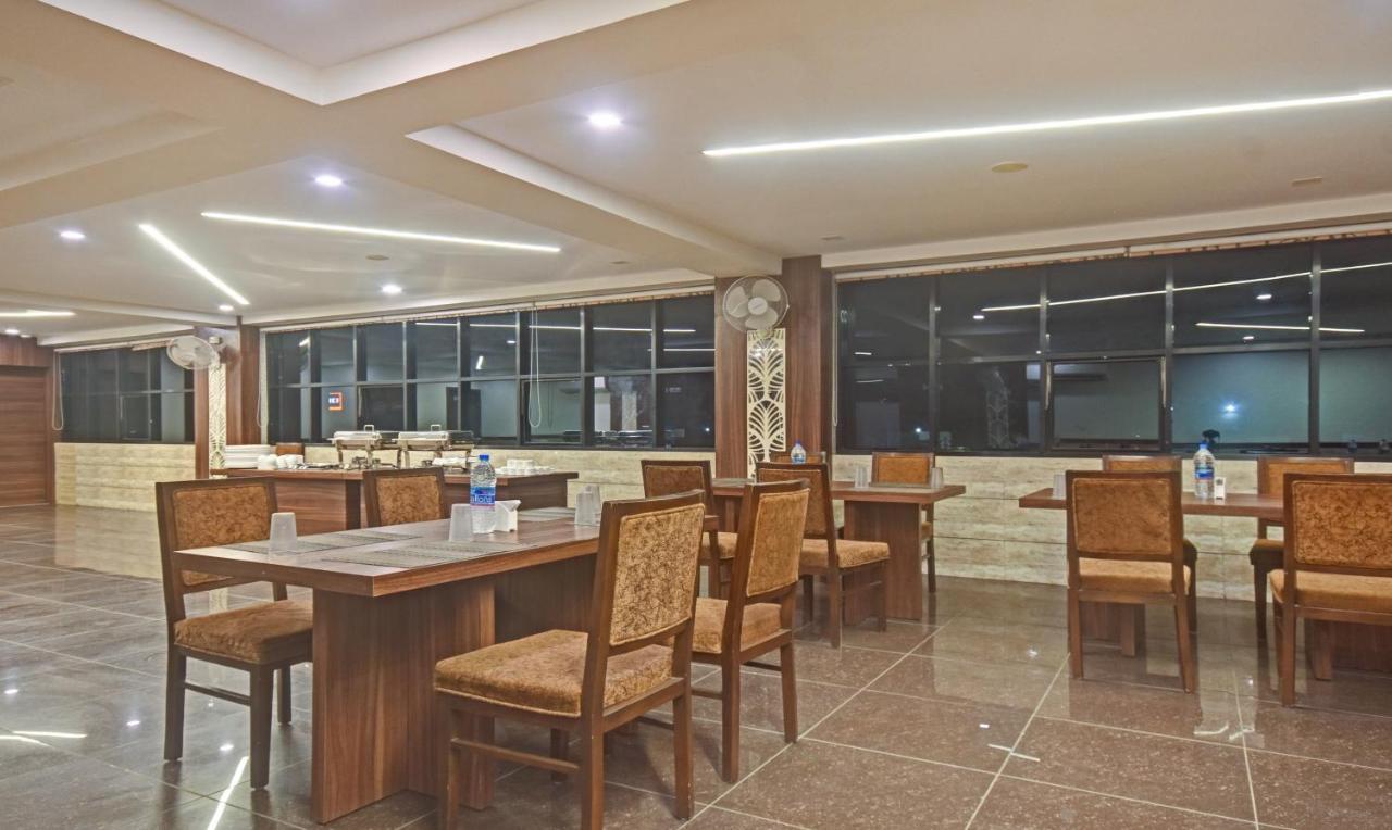 Hotel Luxura, Ahmedabad
