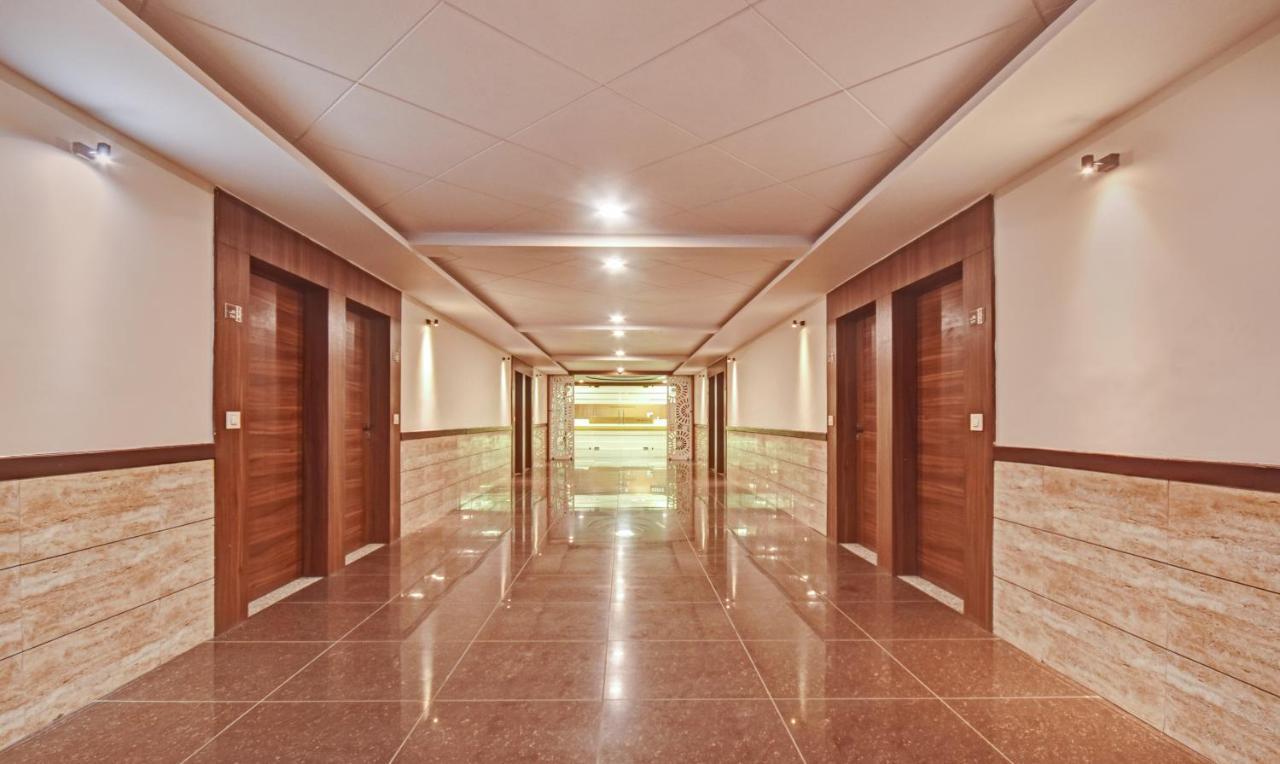 Hotel Luxura,