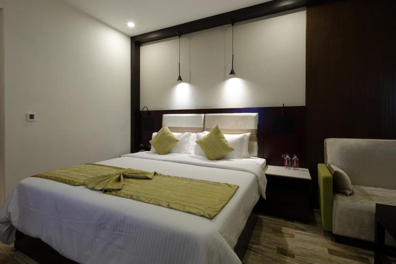 Regenta Ranip Hotel 4*