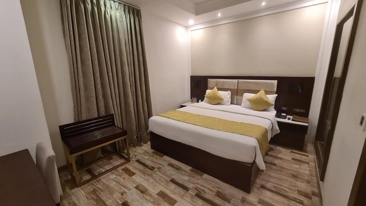 Regenta Ranip Hotel 4*