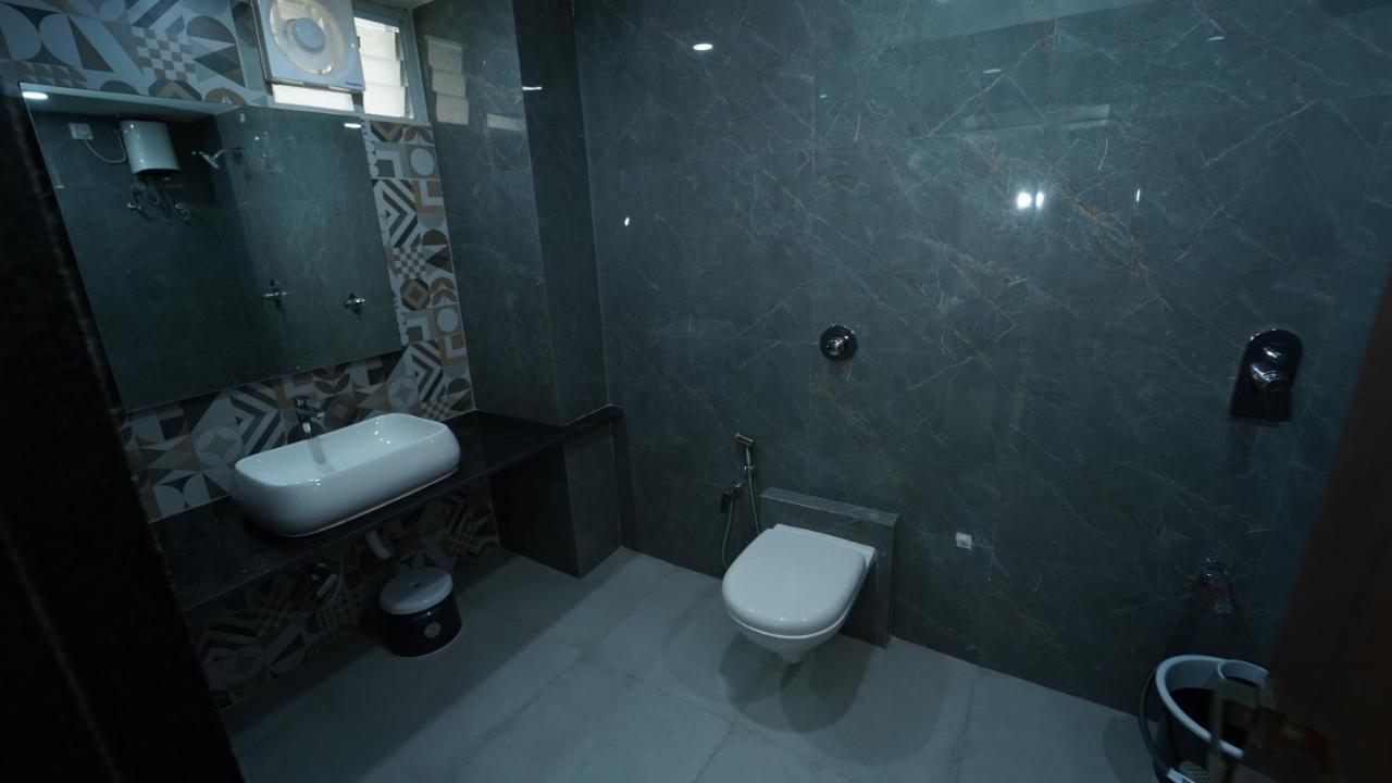 The Grand Crystal Hotel Ahmedabad