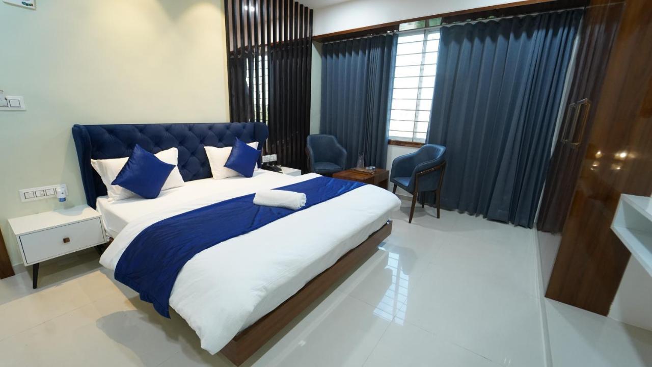The Grand Crystal Ahmedabad