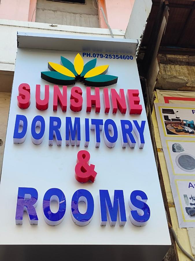 Sunshine Dormitory&
