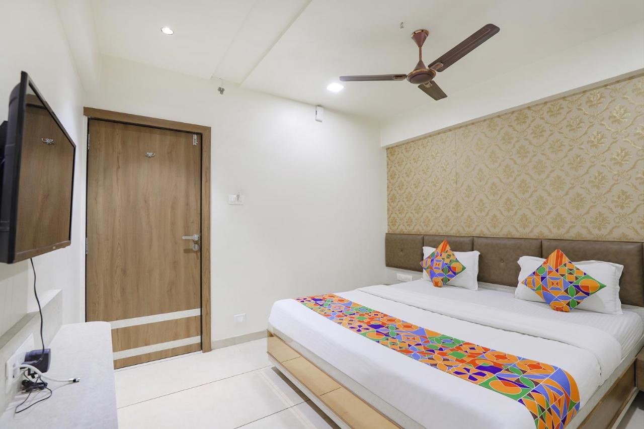 Fabhotel Bharosa 3*