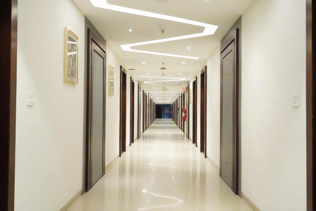 Hotel Regenta Ranip 4*