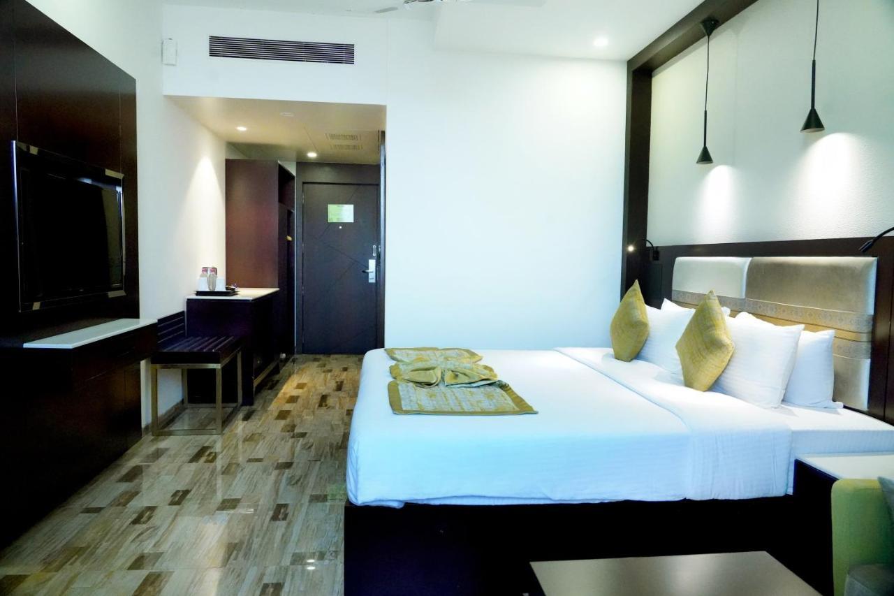 Regenta Ranip 4*