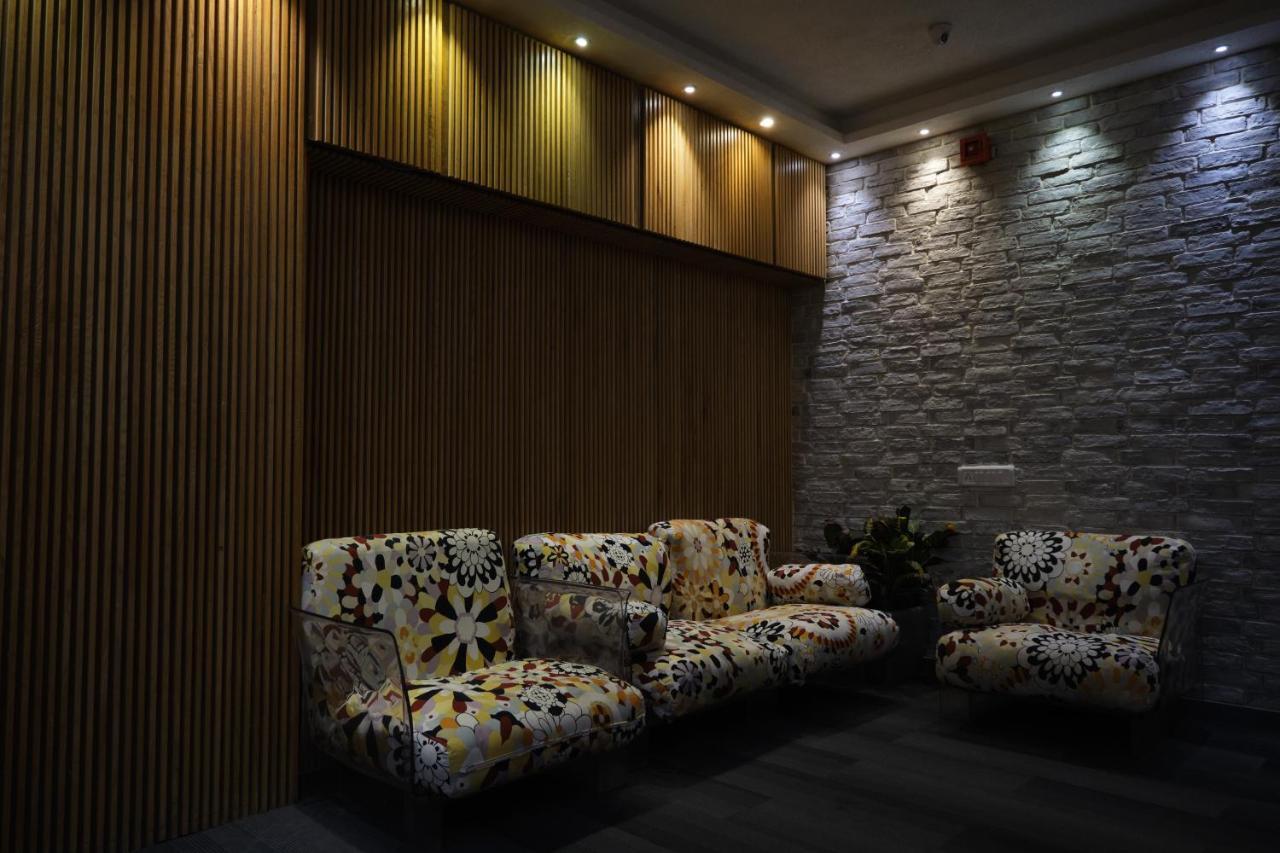 Tribecca Select, 3* Ahmedabad