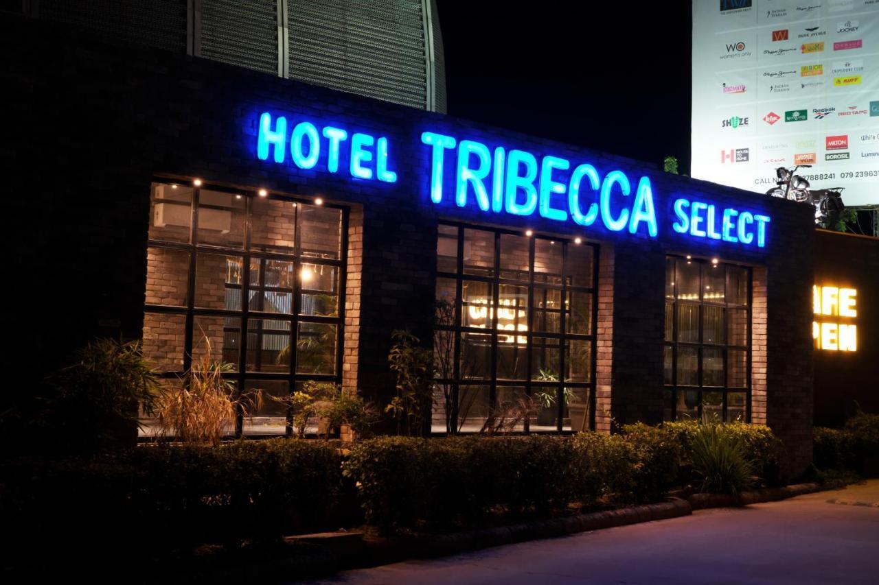Tribecca Select,