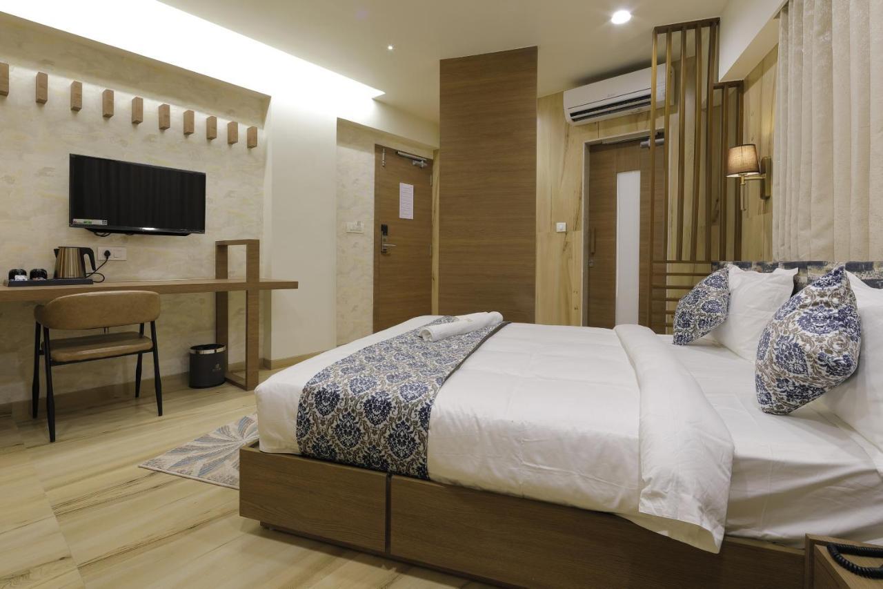 Hotel Elysian Residency Ahmedabad