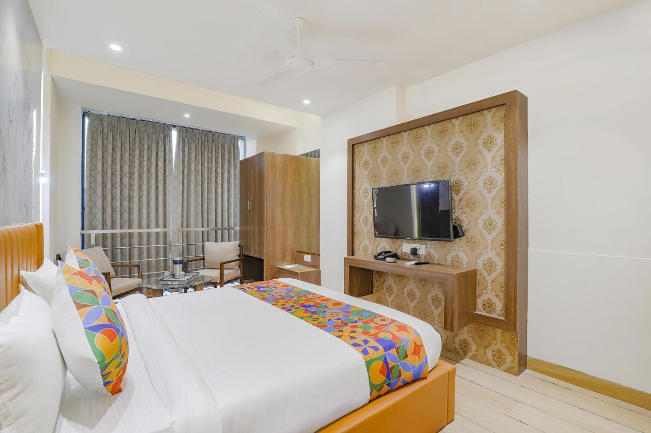 Fabhotel Meritus Hotel